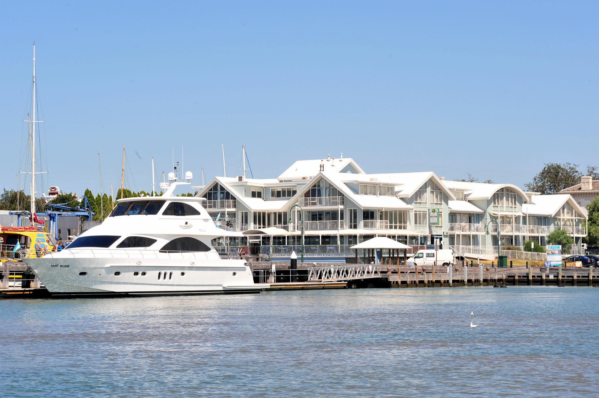 Aligned Corporate Residences Williamstown Kültér fotó